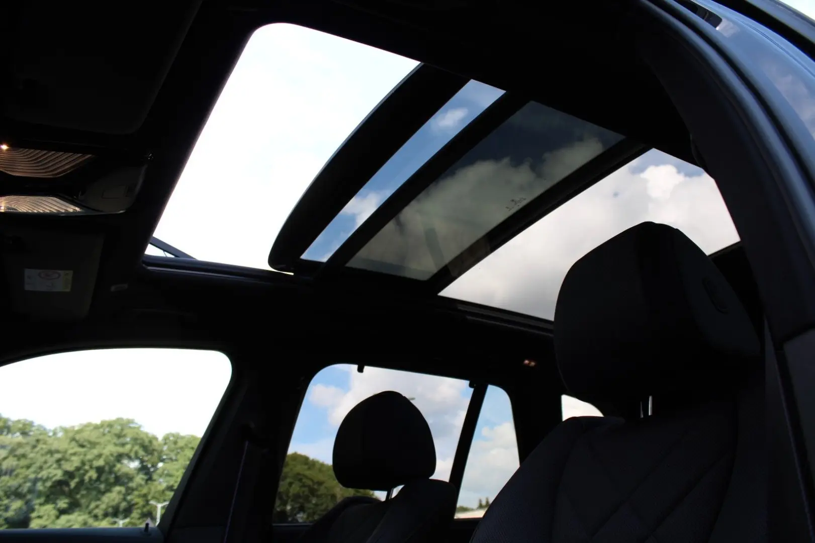 X5 xDrive50e - M-Sport - Dach - Leder
