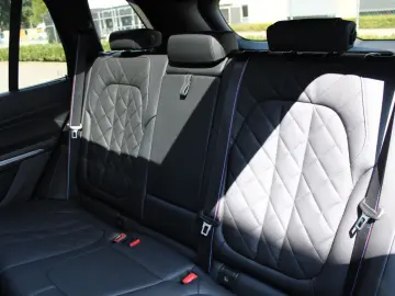X5 xDrive50e - M-Sport - Dach - Leder