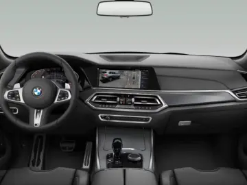 BMW X5 xDr30d M Sport Pano-SKY*M Sitze