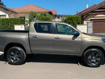 Hilux 2.8 D-4D 4X4 DOUBLE ACTIVE
