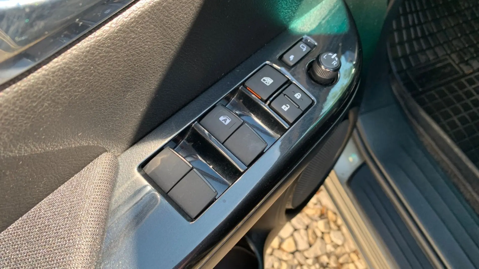 Hilux 2.8 D-4D 4X4 DOUBLE ACTIVE