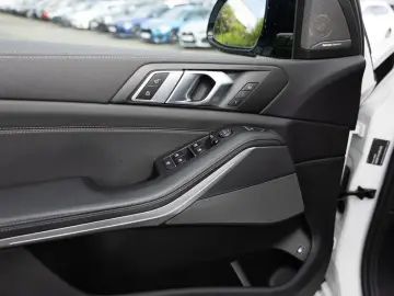 X5 xDrive 45e M-Sport NAVI 360° LED W-LAN H/K