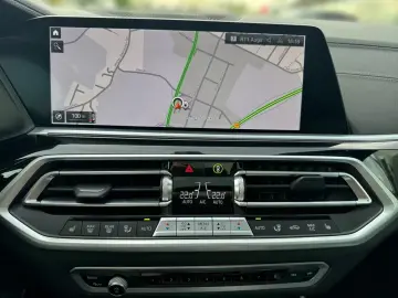BMW X5 40dx M-SPORT+LASER+HUD