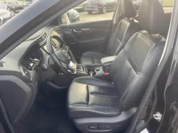 NISSAN X-Trail Tekna  / 7 LOCURI / LEASING