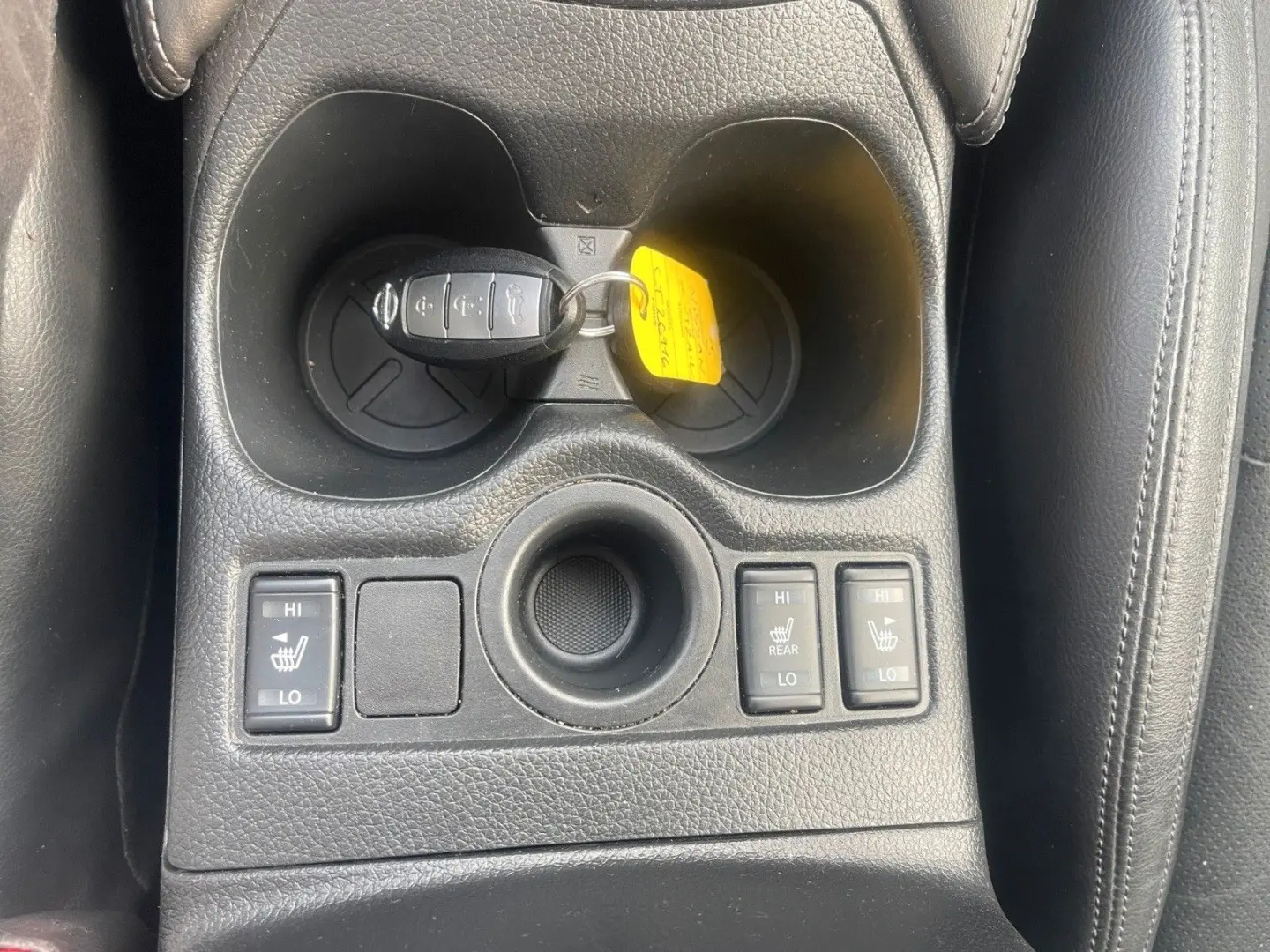 NISSAN X-Trail Tekna  / 7 LOCURI / LEASING