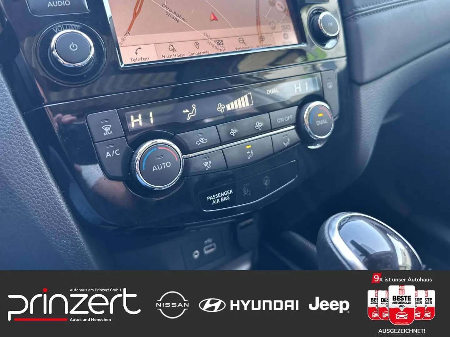 NISSAN X-Trail 1.3 DIG-T DCT 