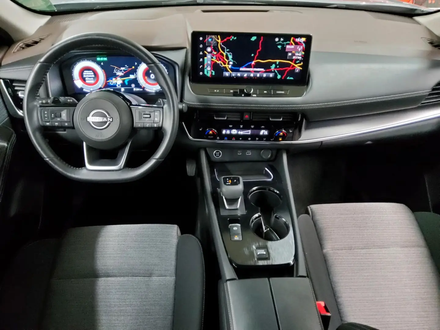 NISSAN X-Trail 1.5 N-Connecta Navi LED LEASING