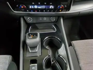 NISSAN X-Trail 1.5 N-Connecta Navi LED LEASING