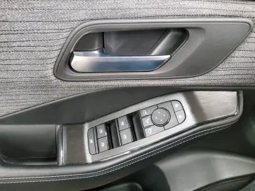 NISSAN X-Trail 1.5 N-Connecta Navi LED LEASING