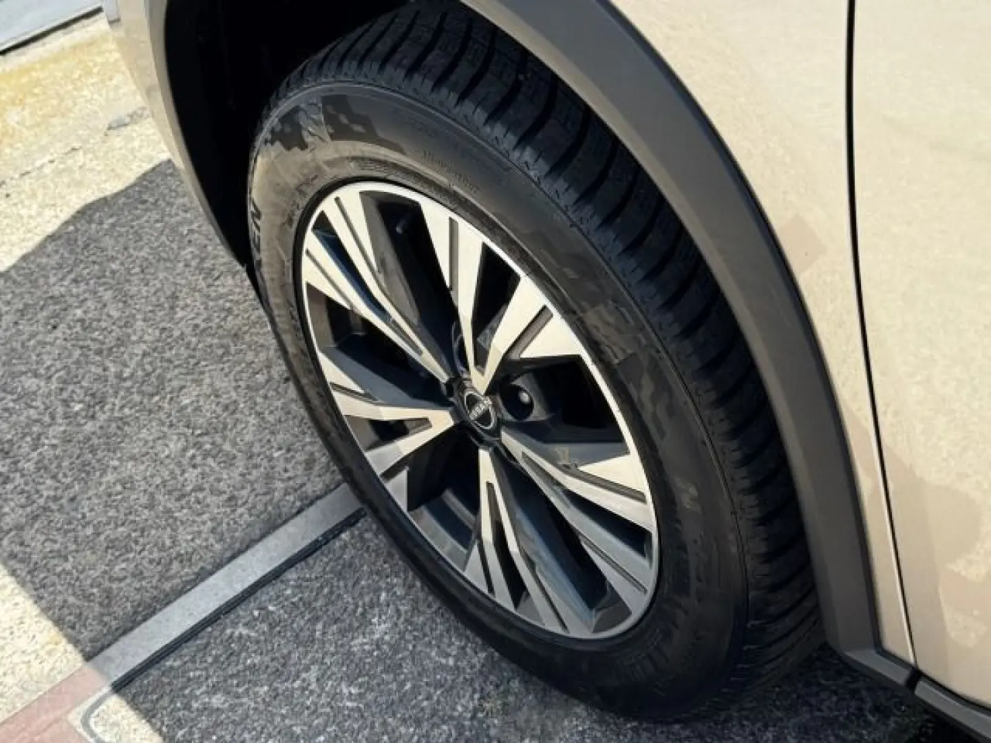 NISSAN X-Trail 1.5 VC-T N-Connecta LEASING