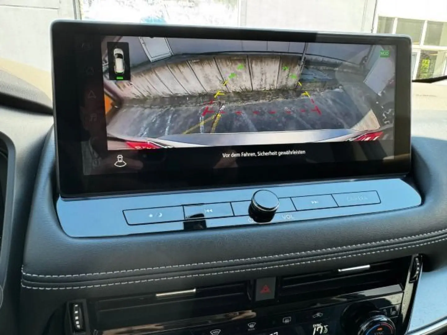 NISSAN X-Trail 1.5 VC-T N-Connecta LEASING
