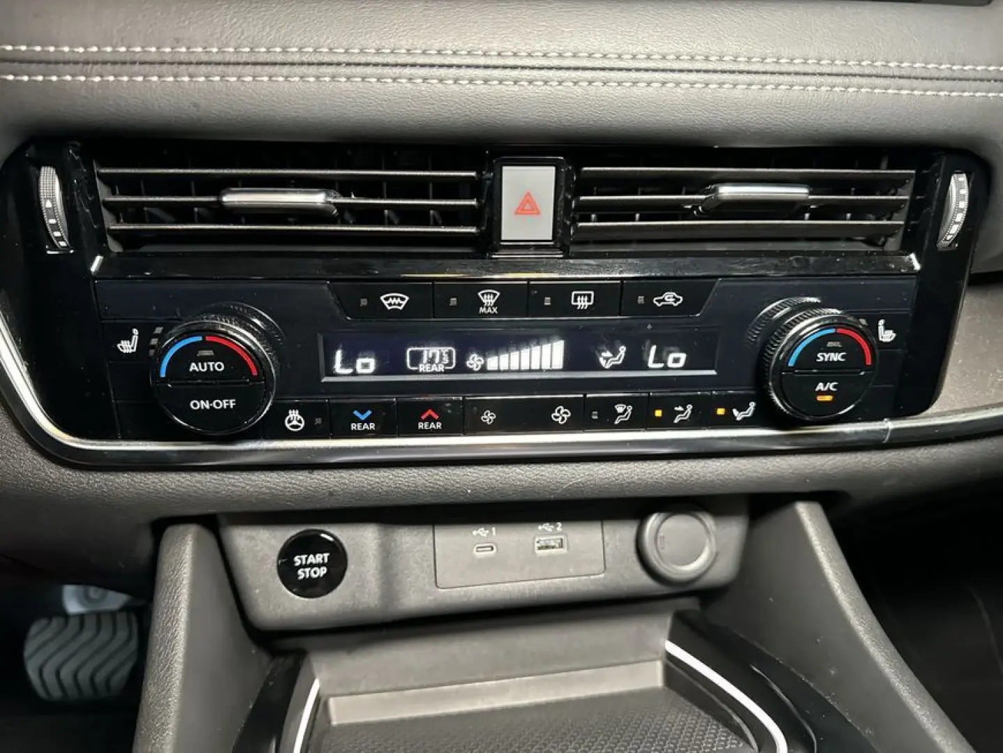 NISSAN X-Trail 1.5 VC-T e-POWER N-Connecta LEASING