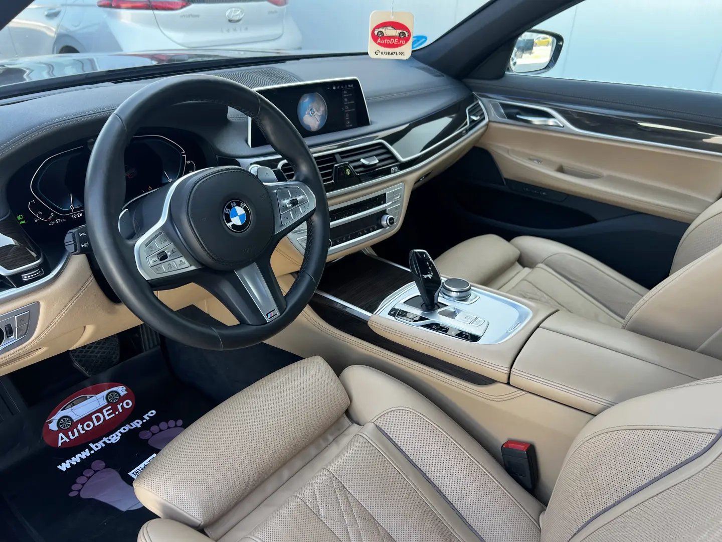 BMW Seria 7 MODEL 745e Hibrid 2019