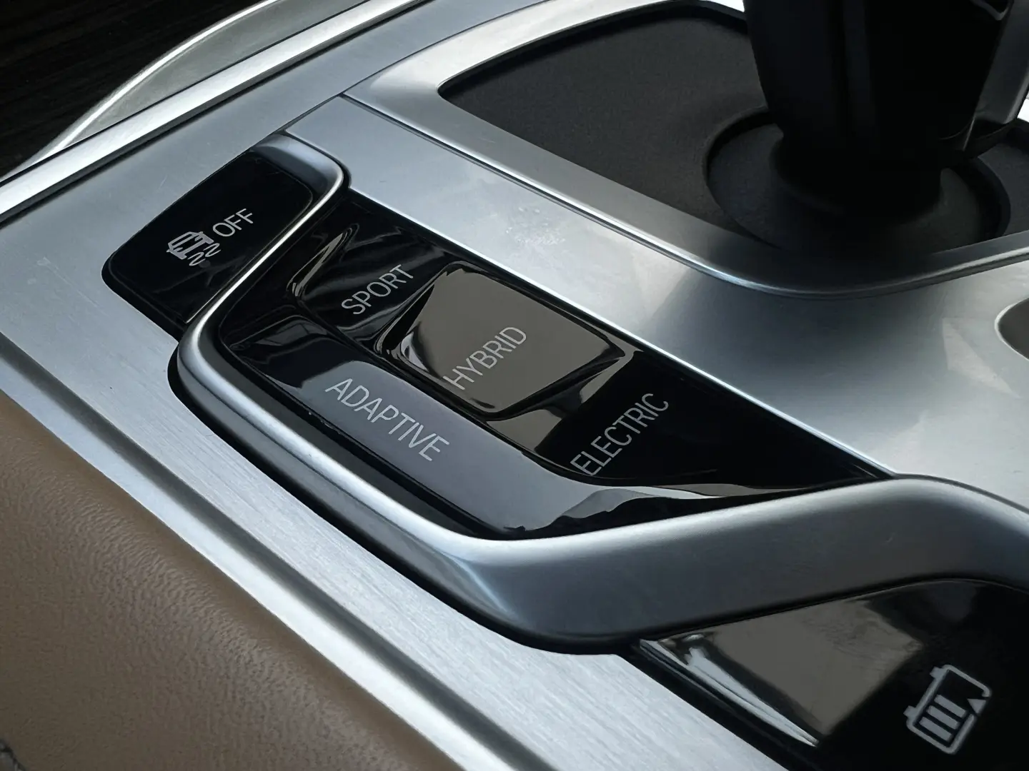 BMW Seria 7 MODEL 745e Hibrid 2019