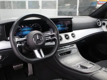 E 300 Coupé AMG +NIGHT+PANO+KAMERA+LED+NAVI+DAB+