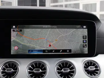 E 300 Coupé AMG +NIGHT+PANO+KAMERA+LED+NAVI+DAB+