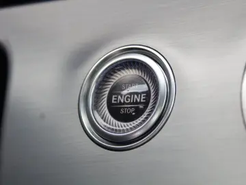 E 300 Coupé AMG +NIGHT+PANO+KAMERA+LED+NAVI+DAB+