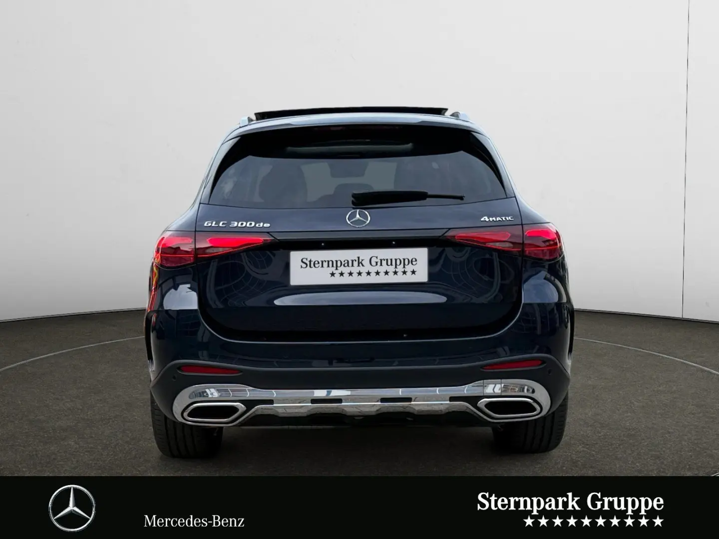 GLC 300 de 4M AMG Pano+Distro+AHK+Memory+Digital