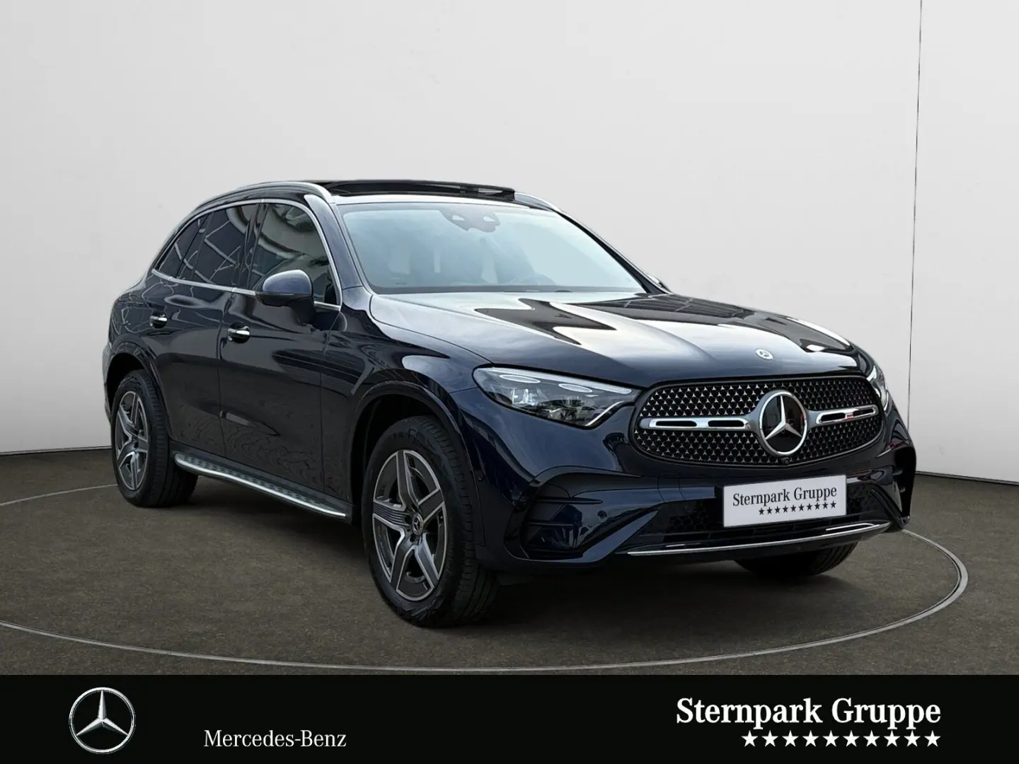 GLC 300 de 4M AMG Pano+Distro+AHK+Memory+Digital