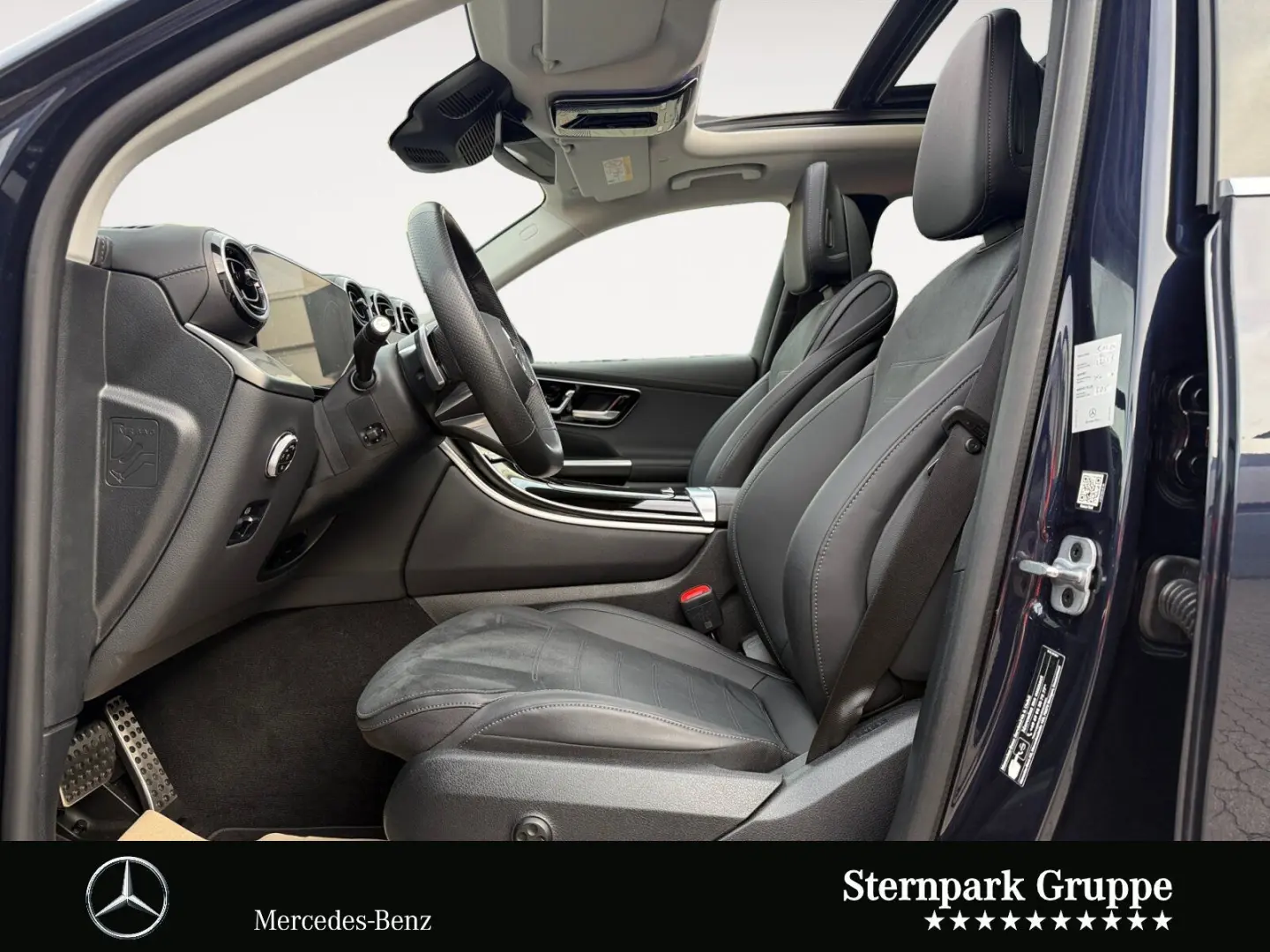 GLC 300 de 4M AMG Pano+Distro+AHK+Memory+Digital