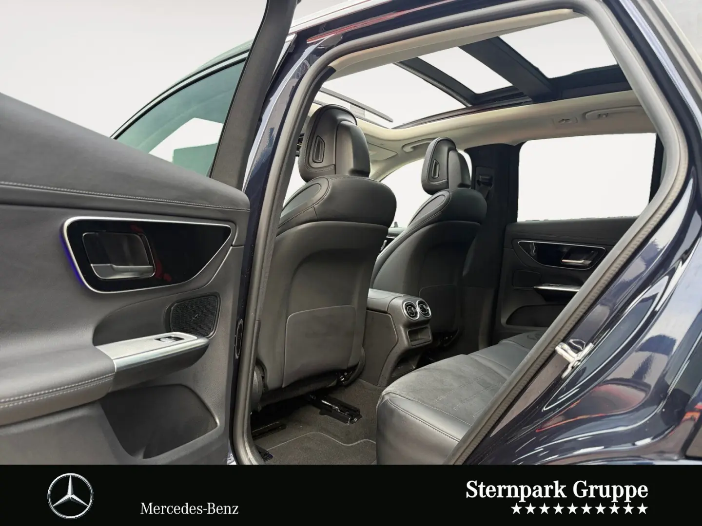 GLC 300 de 4M AMG Pano+Distro+AHK+Memory+Digital