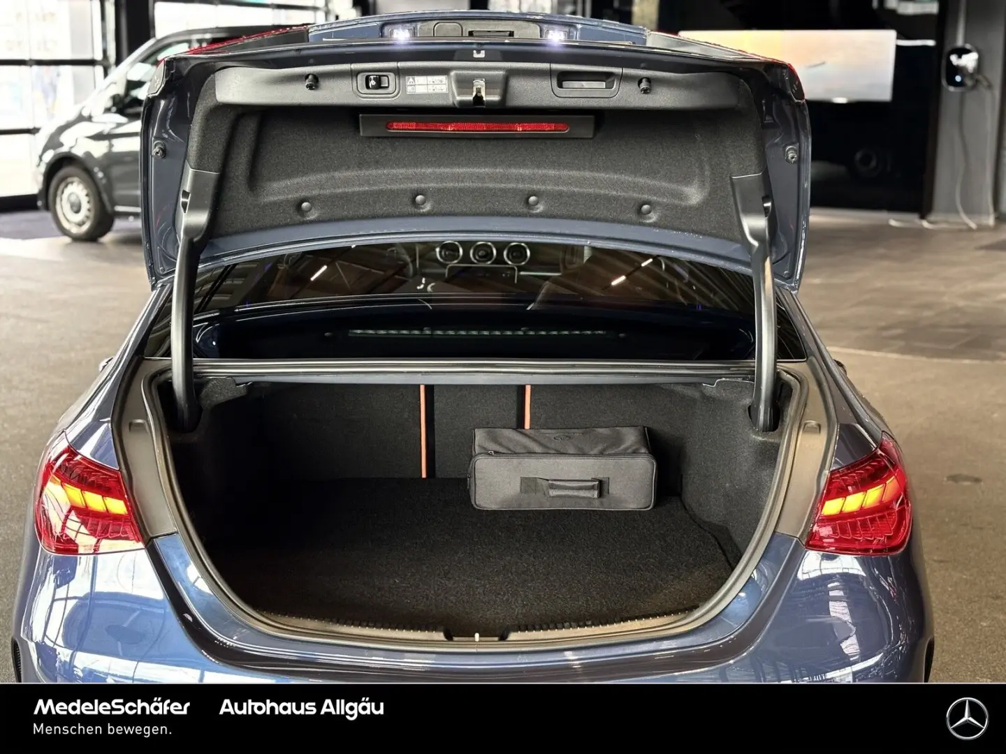 C 300 de AMG Distronic AHK LEDER 360° LED