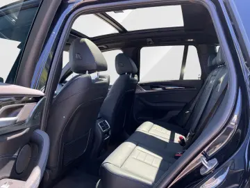 iX3 M Sport Impressive/ Panorama/ Laser/ DA Prof