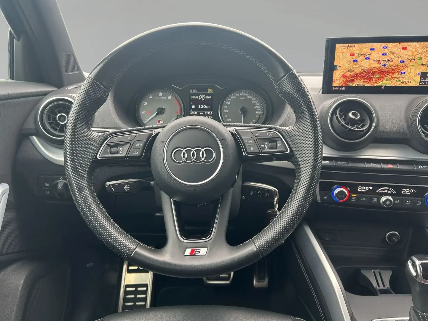 AUDI SQ2 2,0 TFSI qu LED AHK Kamera LEASING