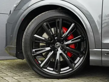 Q8 60 TFSI e Quattro S Competition Pano B&O Trek