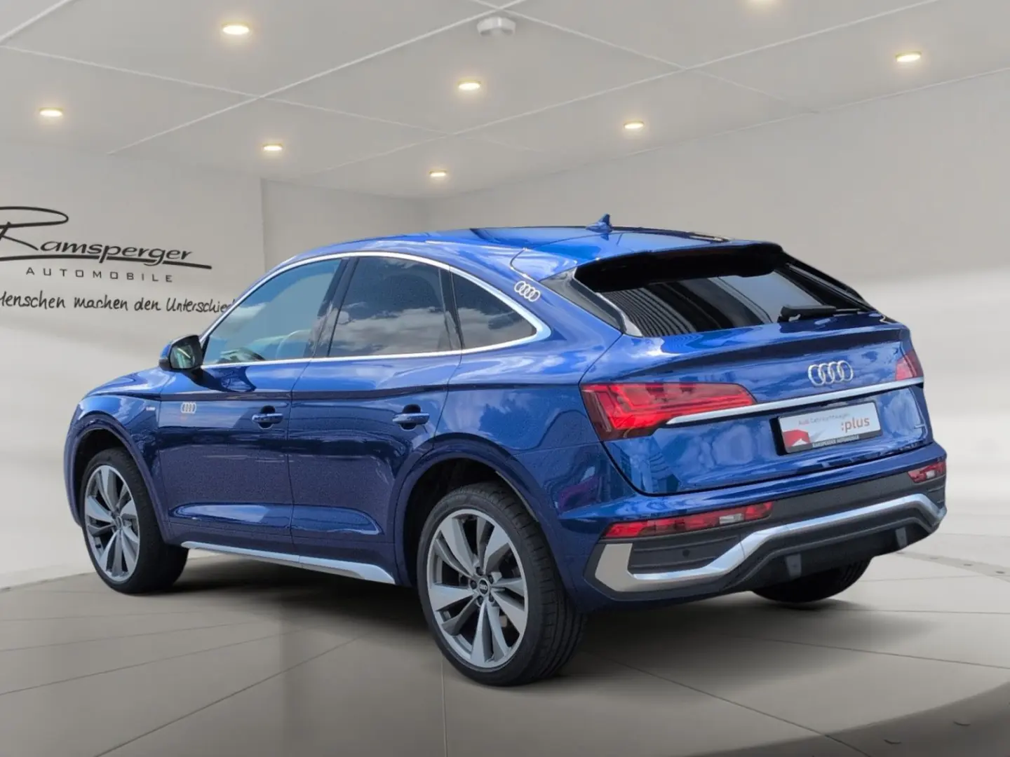 AUDI Q5 Sportback S line 40 TDI quattro LEASING