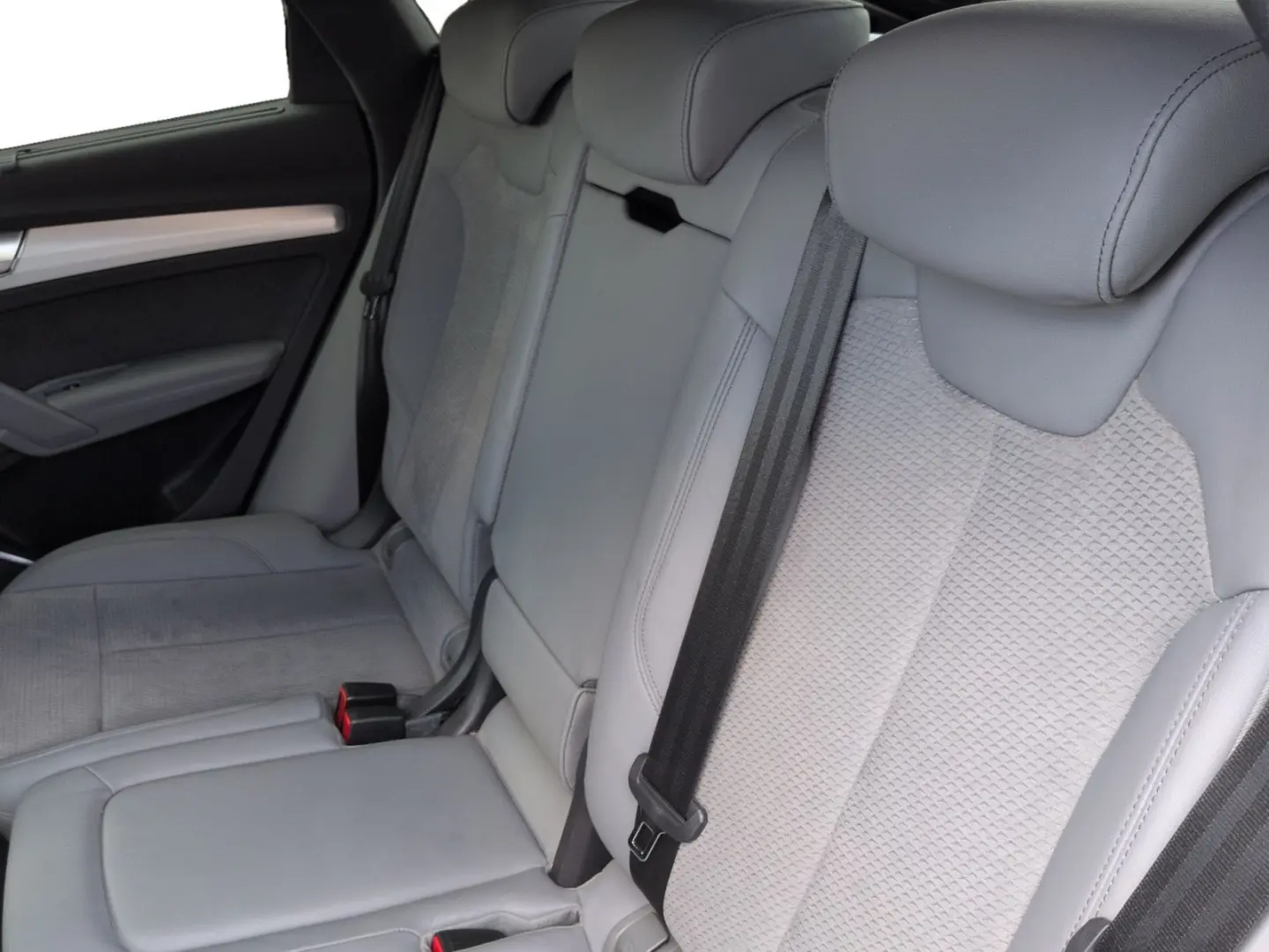 AUDI Q5 Sportback S line 40 TDI quattro LEASING