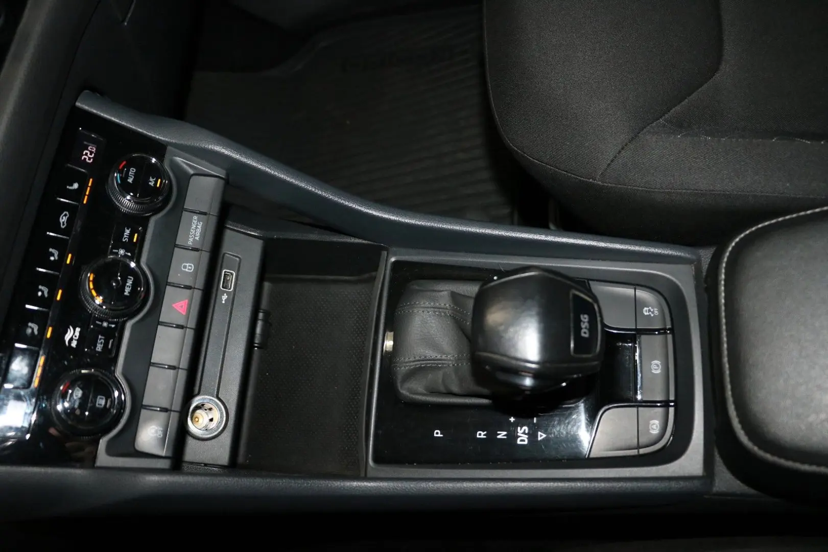 SKODA KODIAQ 1.5 TSI DSG LEASING