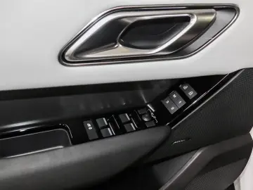 Range Rover Velar R-Dynamic SE D200 LEASING