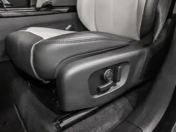 Range Rover Velar R-Dynamic SE D200 LEASING