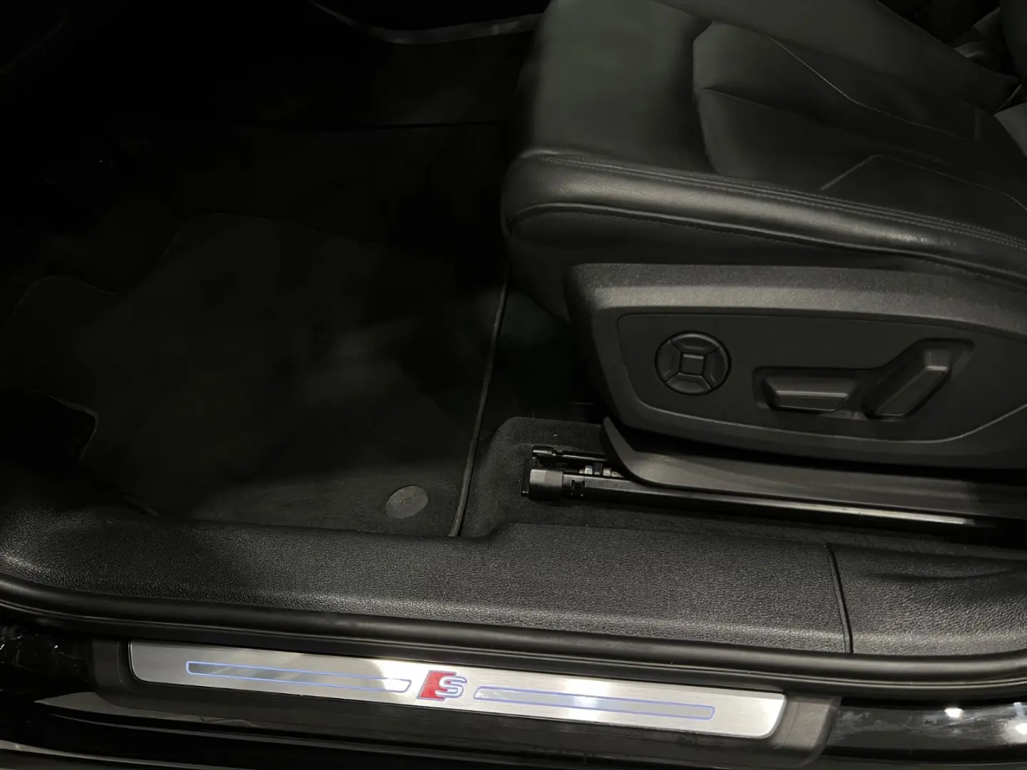AUDI Q3 Sportback 40 TDI quattro S line LEASING