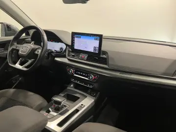 AUDI Q5 40 TDI quattro S line PANO+LEASING