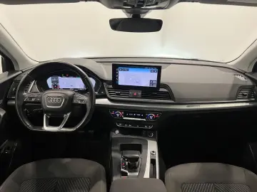 AUDI Q5 40 TDI quattro S line PANO+LEASING