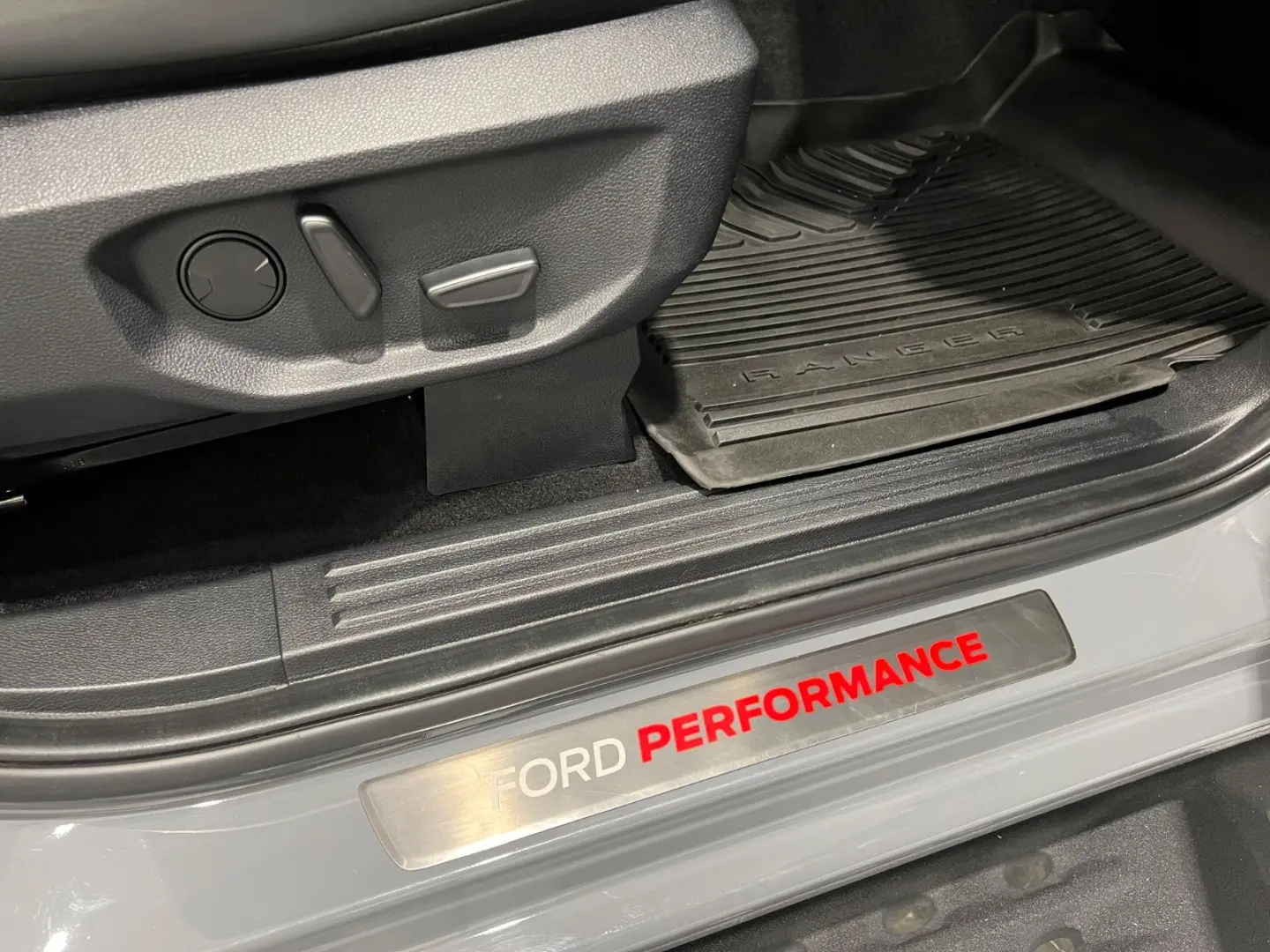 FORD Raptor Ranger 4WD HARDTOP LEASING