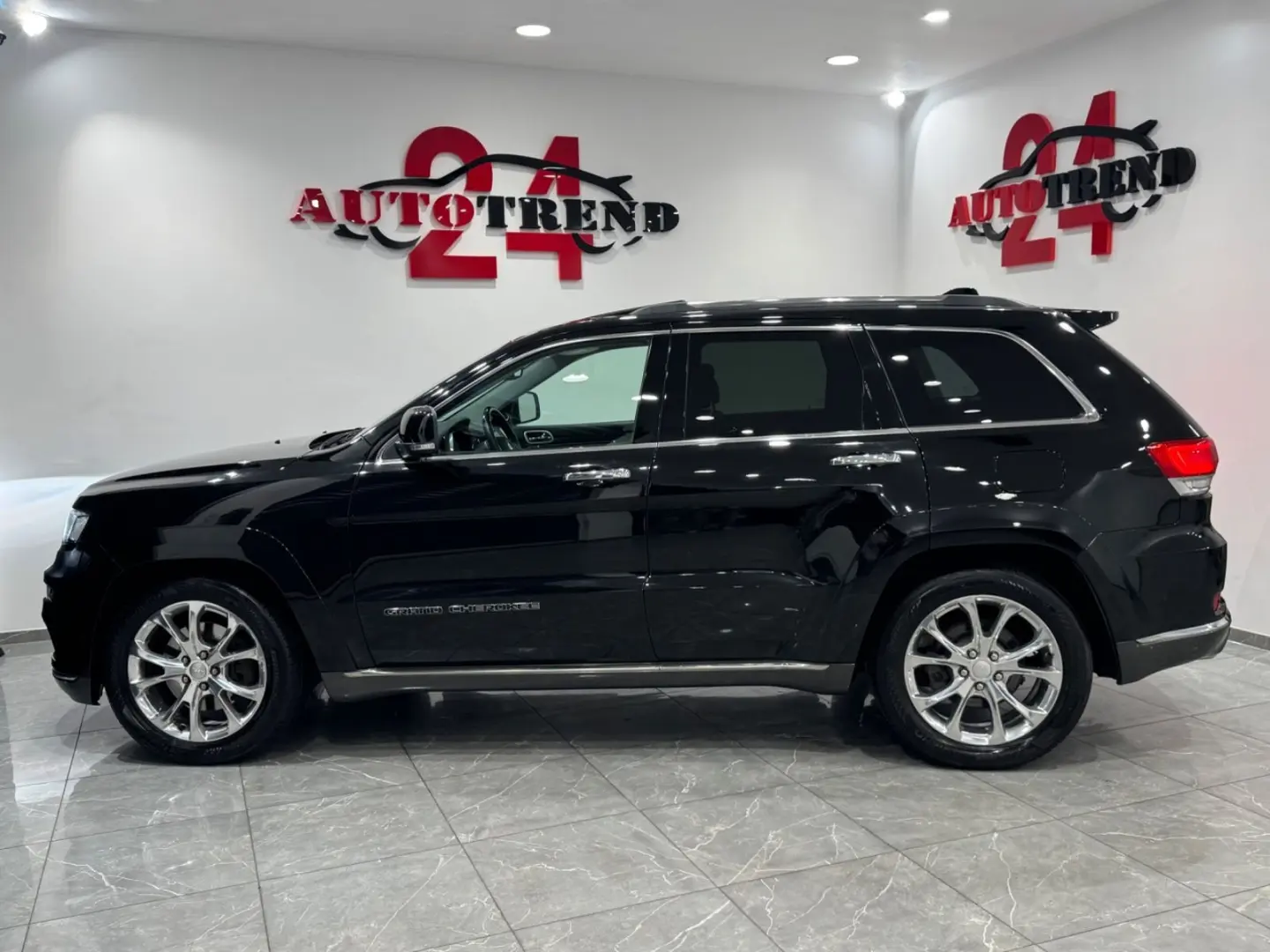 JEEP Grand Cherokee 3.0 CRD Summit 69TKM LEASING