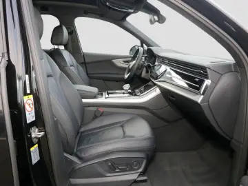 Q7 50 TDI quattro S line PANO MATRIX HuD
