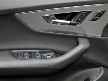 Q7 50 TDI quattro S line PANO MATRIX HuD