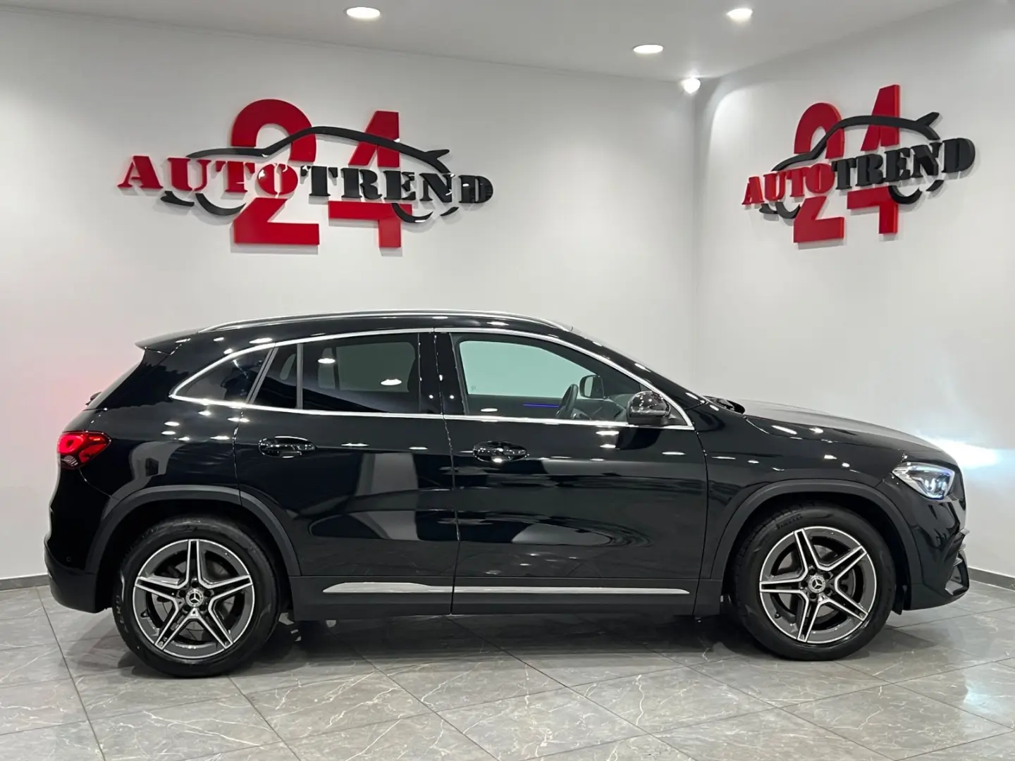 MERCEDES BENZ GLA 220 d AMG-LINE LEASING
