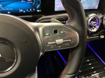 MERCEDES BENZ GLA 220 d AMG-LINE LEASING