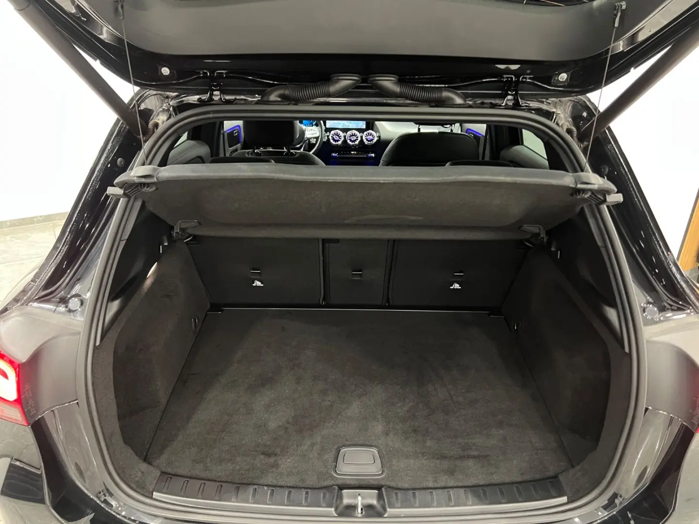 MERCEDES BENZ GLA 220 d AMG-LINE LEASING