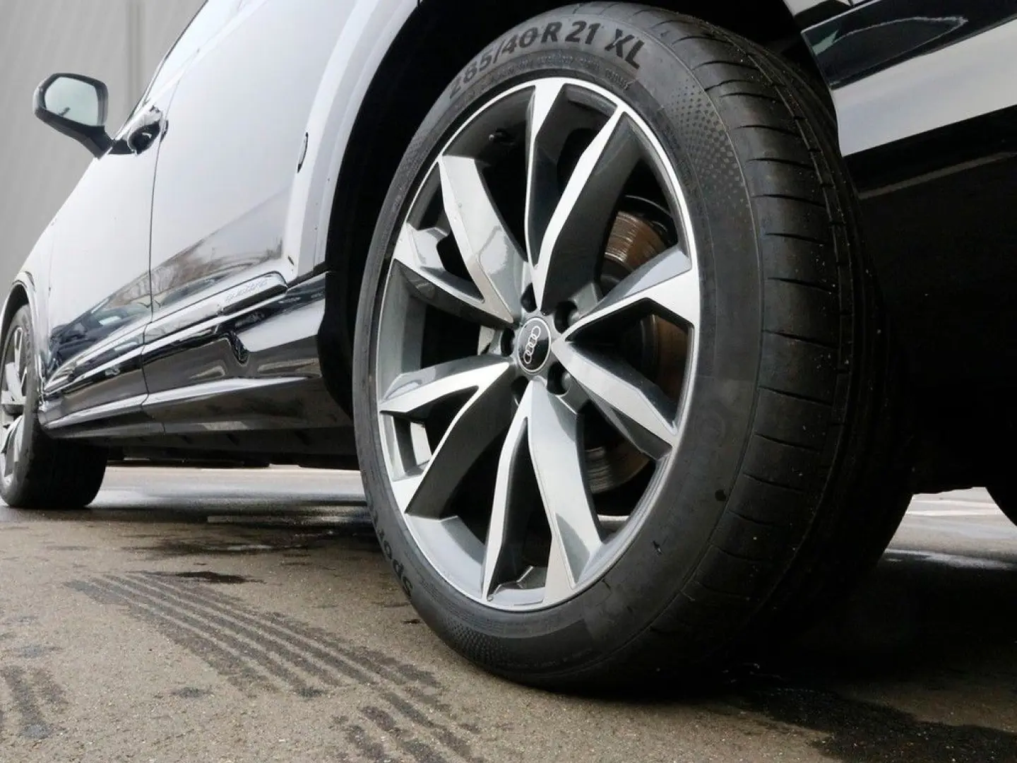 Q7 50 TDI quattro S line  Matrix