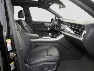 Q7 50 TDI quattro S line  Matrix