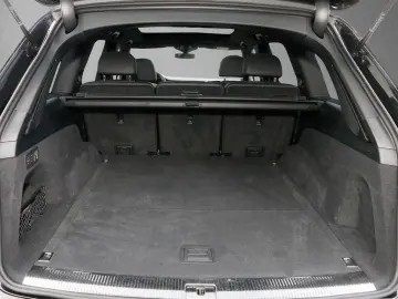 Q7 50 TDI quattro S line  Matrix