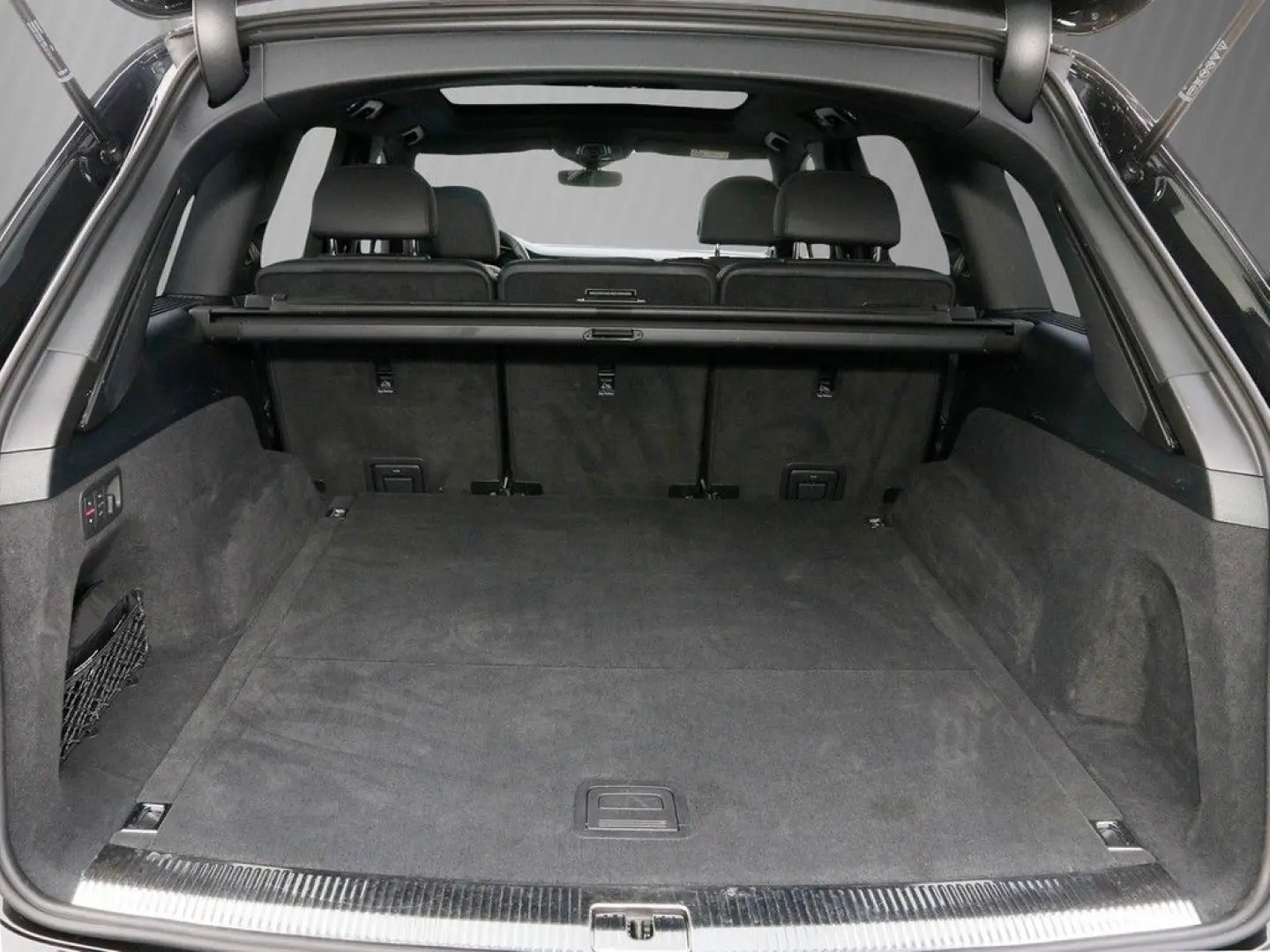Q7 50 TDI quattro S line  Matrix