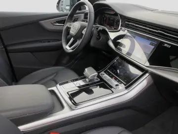 Q7 50 TDI quattro S line  Matrix