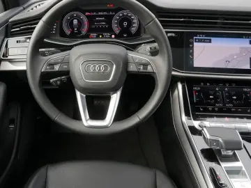 Q7 50 TDI quattro S line  Matrix